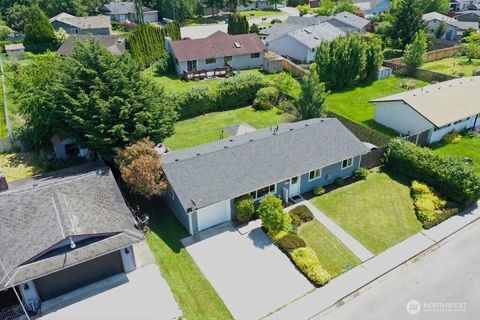 Photo of 1014 S 21st Street, Mount Vernon, WA 98274 (MLS # 2529949)