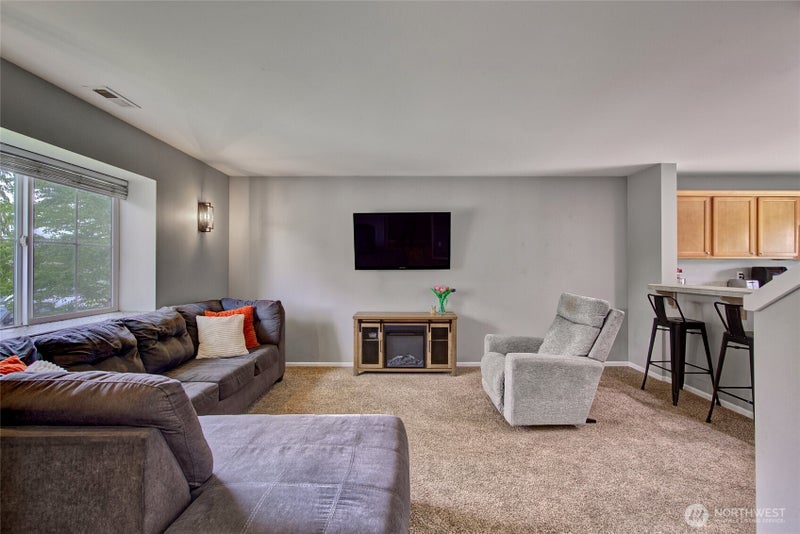 7230 286th Place NW