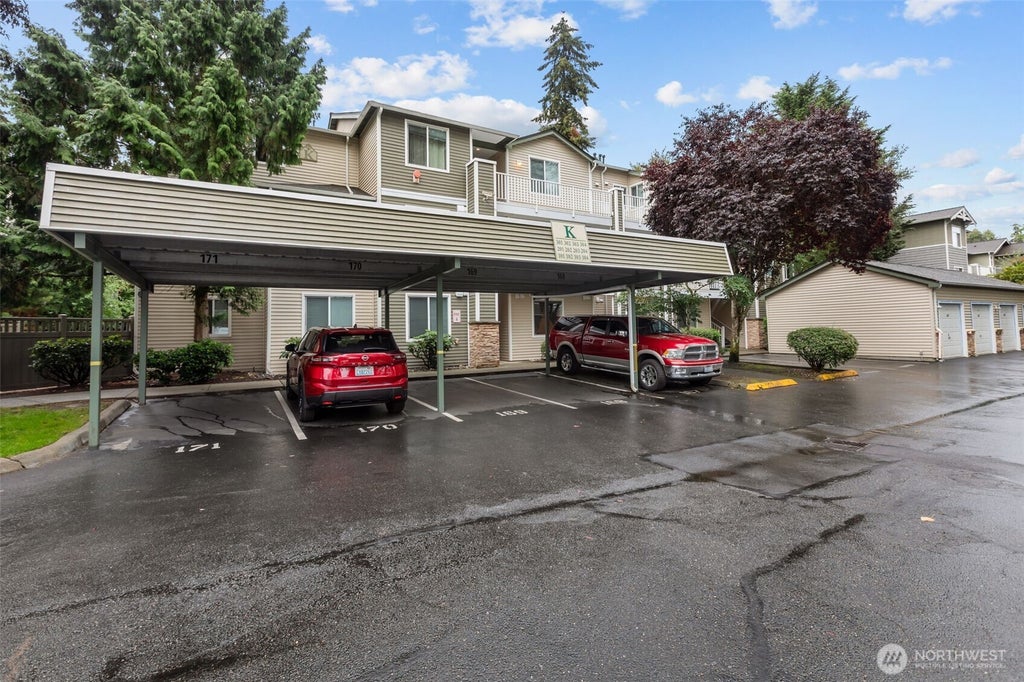 Photo of 12530 Admiralty Way #K102, Everett, WA 98204 (MLS # 2593114)