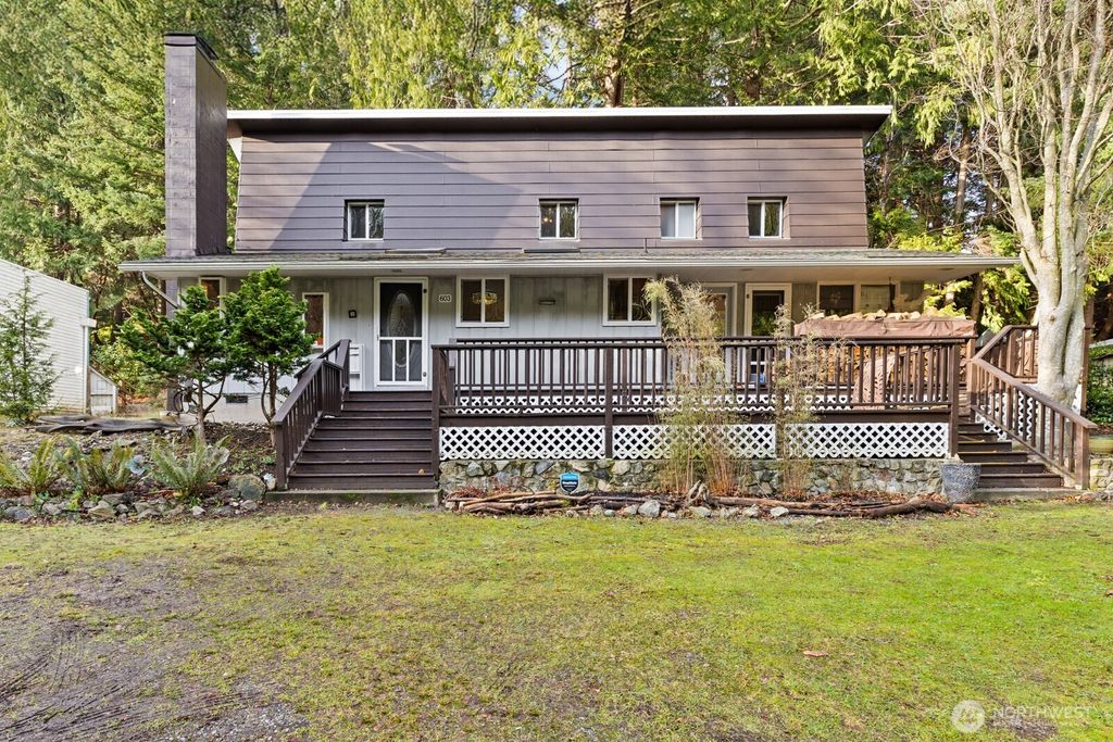 Photo of 603 Shelter Bay Drive, La Conner, WA 98257 (MLS # 2528454)