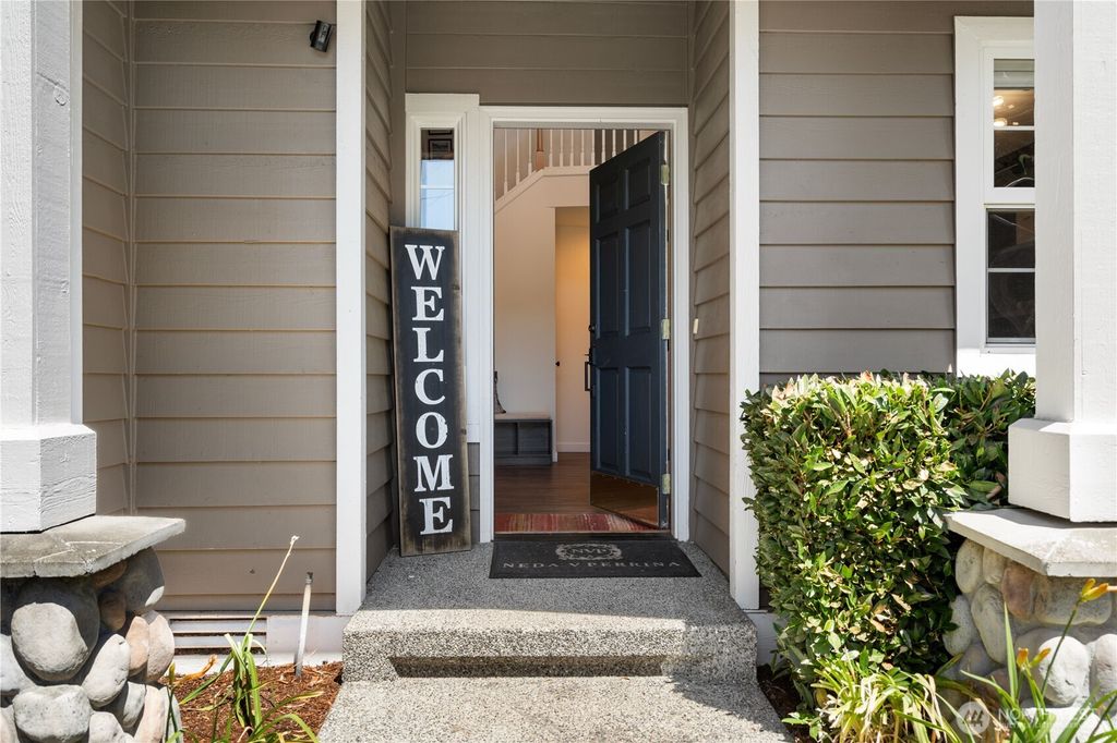 Photo of 9220 NE 195th Street, Bothell, WA 98011 (MLS # 2404256)