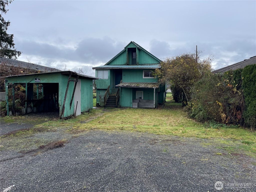 Photo of 606 Schley St, Aberdeen, WA 98520 (MLS # 2460935)