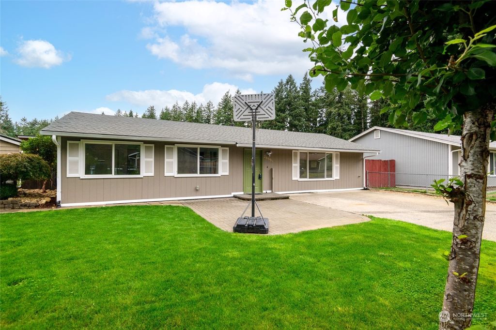 Photo of 26661 190th Avenue SE, Covington, WA 98042 (MLS # 2155055)