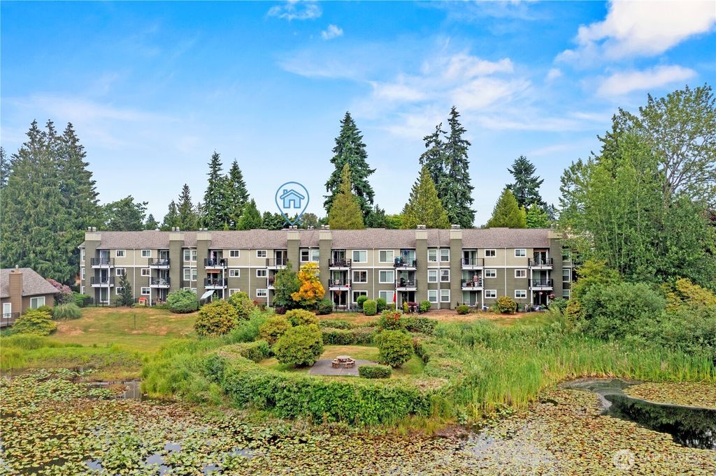 Photo of 820 E Cady Road #G305, Everett, WA 98203 (MLS # 2398319)