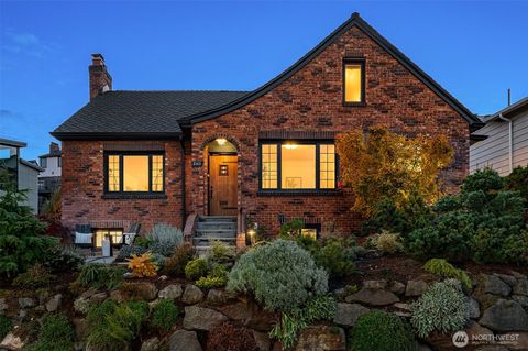 2503 37th Avenue W Seattle WA 98199