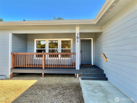 Photo of 382 S Wynoochee Drive SW, Ocean Shores, WA 98569 (MLS # 2550590)