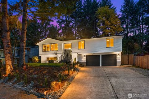 Photo of 9408 168th Place NE, Redmond, WA 98052 (MLS # 2451316)