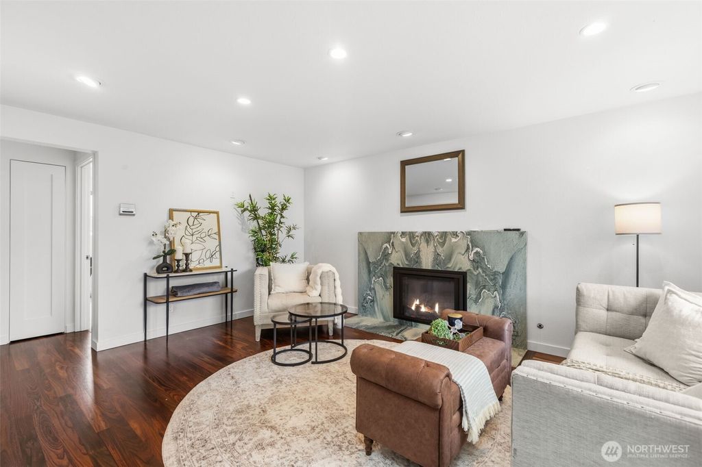 Photo of 22720 2nd Place W, Bothell, WA 98021 (MLS # 2507240)