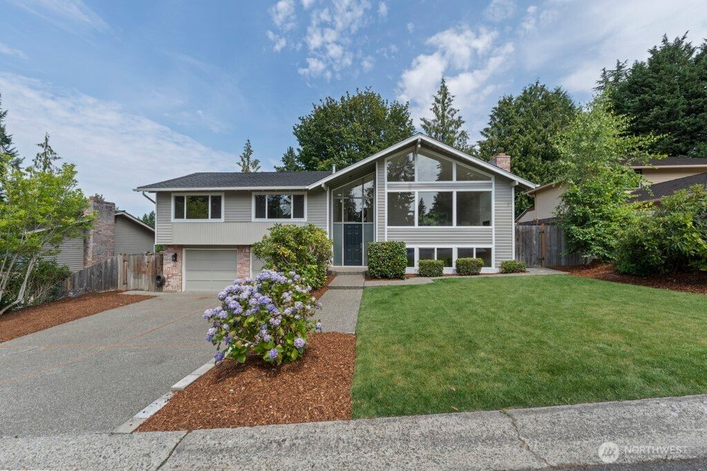 Photo of 15526 SE 169th Street, Renton, WA 98058 (MLS # 2415648)