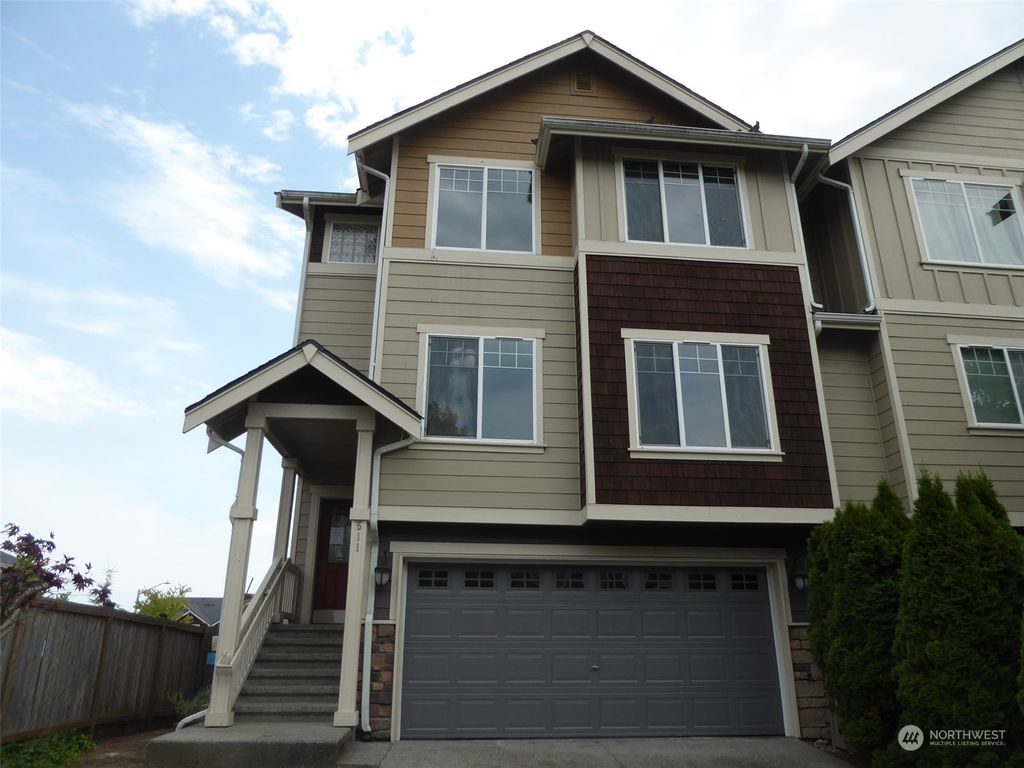 Photo of 511 Pilchuck Path, Everett, WA 98201 (MLS # 2266184)