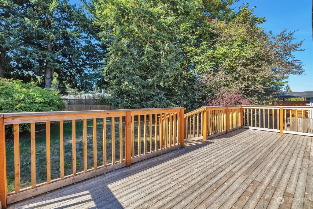 listing image 9367580131739866228