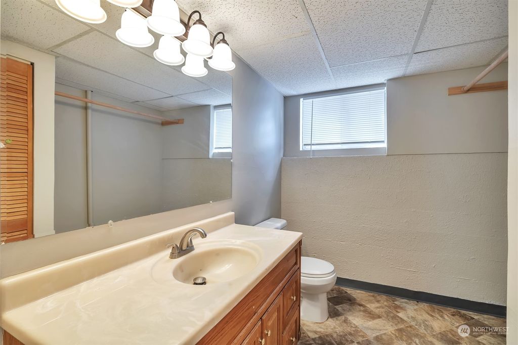 listing image 9366549546559799810