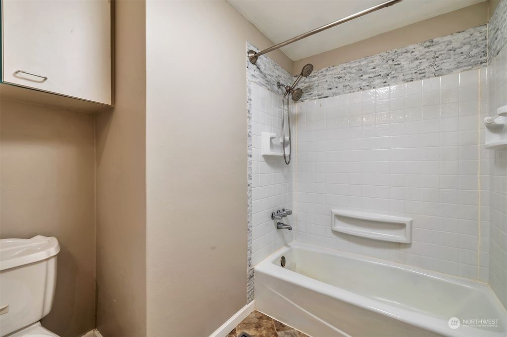 listing image 9363980899154718660