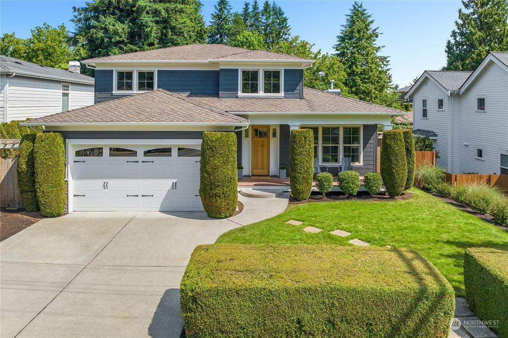 Photo of 306 18th Avenue, Kirkland, WA 98033 (MLS # 2127677)