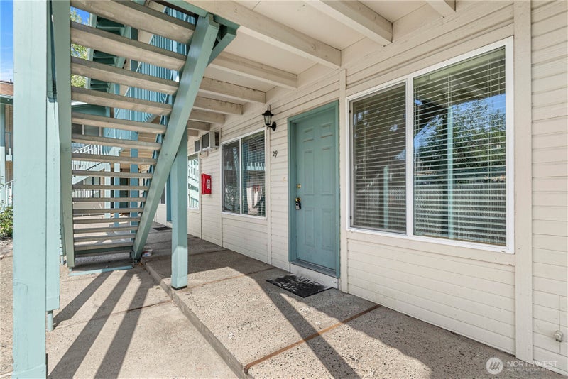 10 S Cove Avenue 29