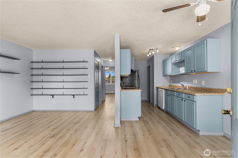 10 S Cove Avenue 29