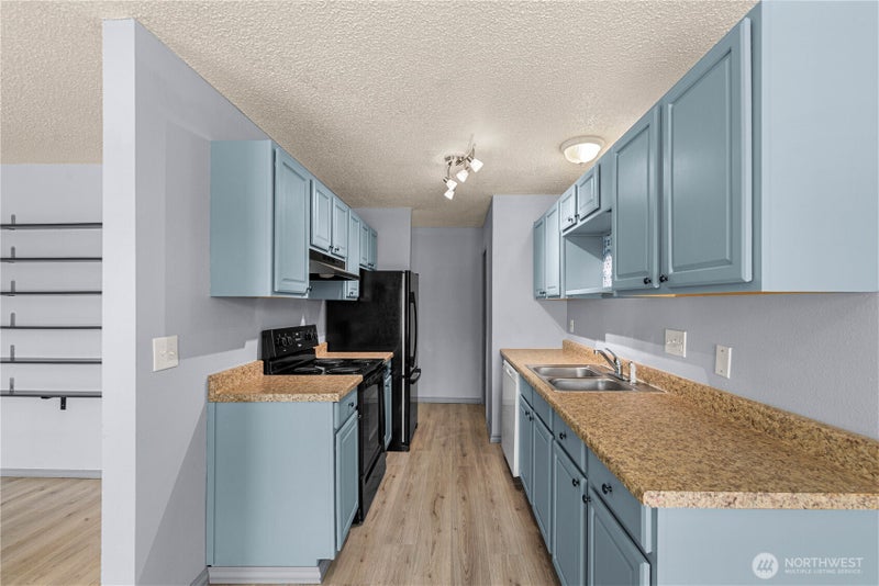 10 S Cove Avenue 29