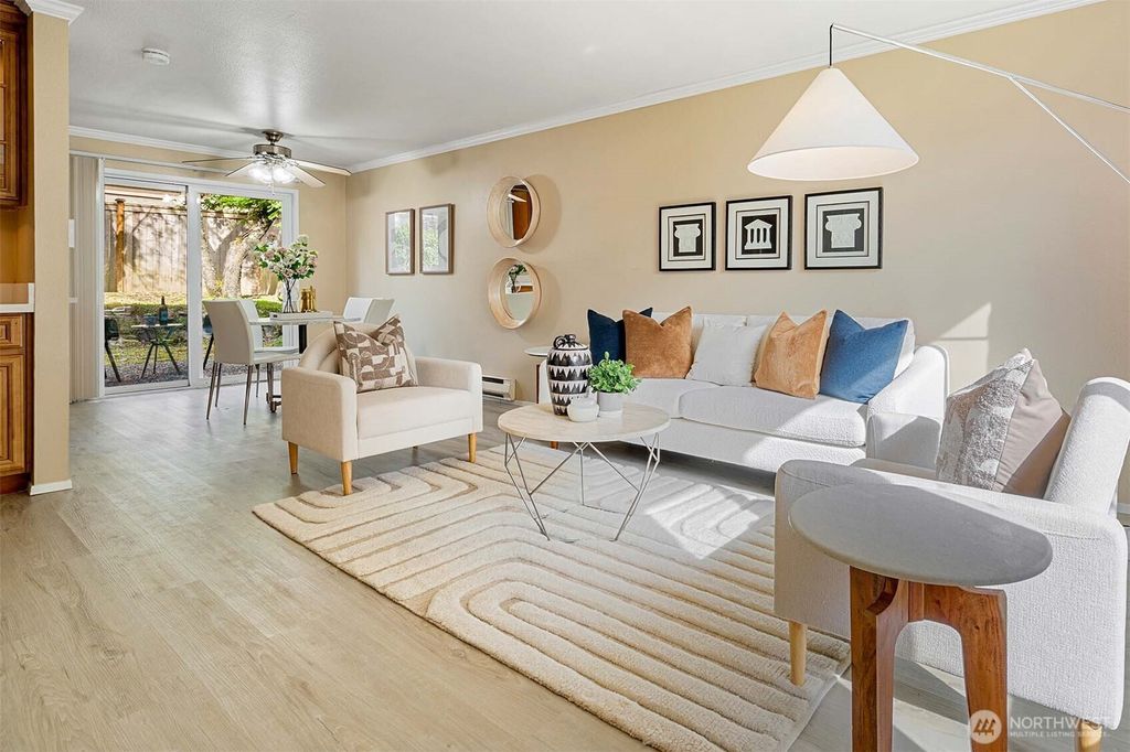 Photo of 3923 148TH Avenue NE #C, Bellevue, WA 98007 (MLS # 2358553)