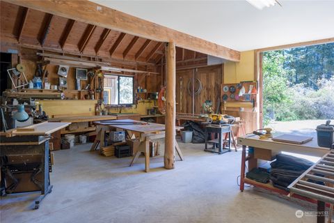 A home in Lopez Island