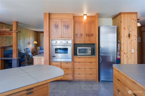 A home in Lopez Island