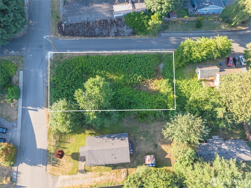 810 S 5th Avenue SW