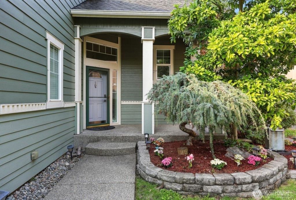 Photo of 3021 70th Way SW, Tumwater, WA 98512 (MLS # 2445225)