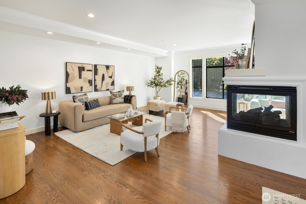 Photo of 1826 Market Street, Kirkland, WA 98033 (MLS # 2583965)