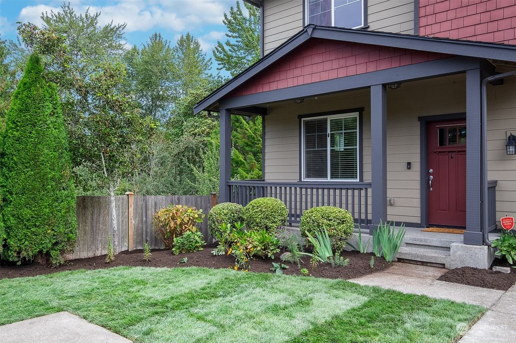 Photo of 6532 18th Avenue SW, Seattle, WA 98106 (MLS # 2285147)