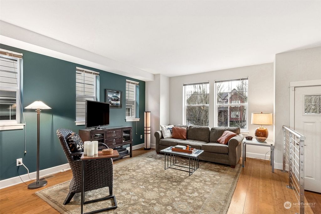 listing image 9362878033098446775