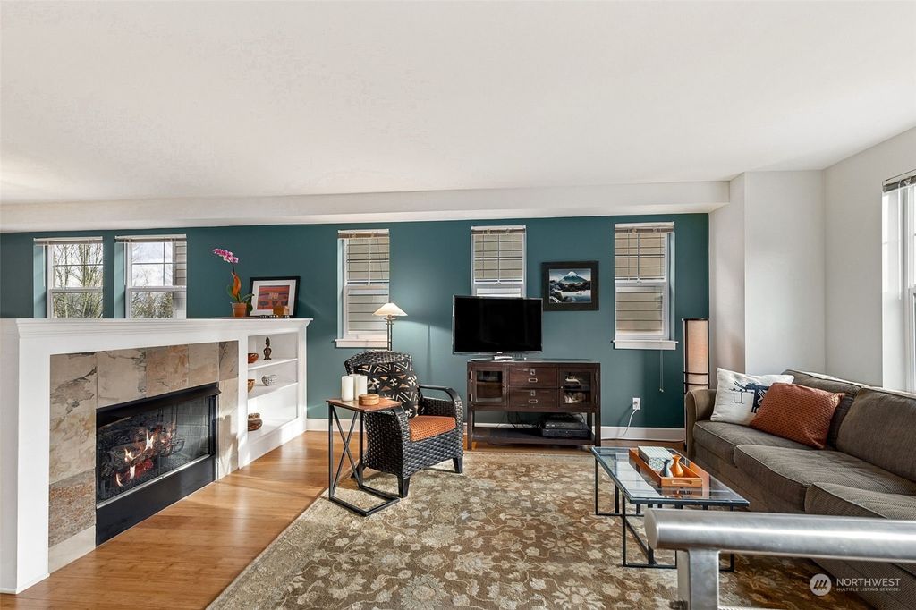 listing image 9366248957169997535