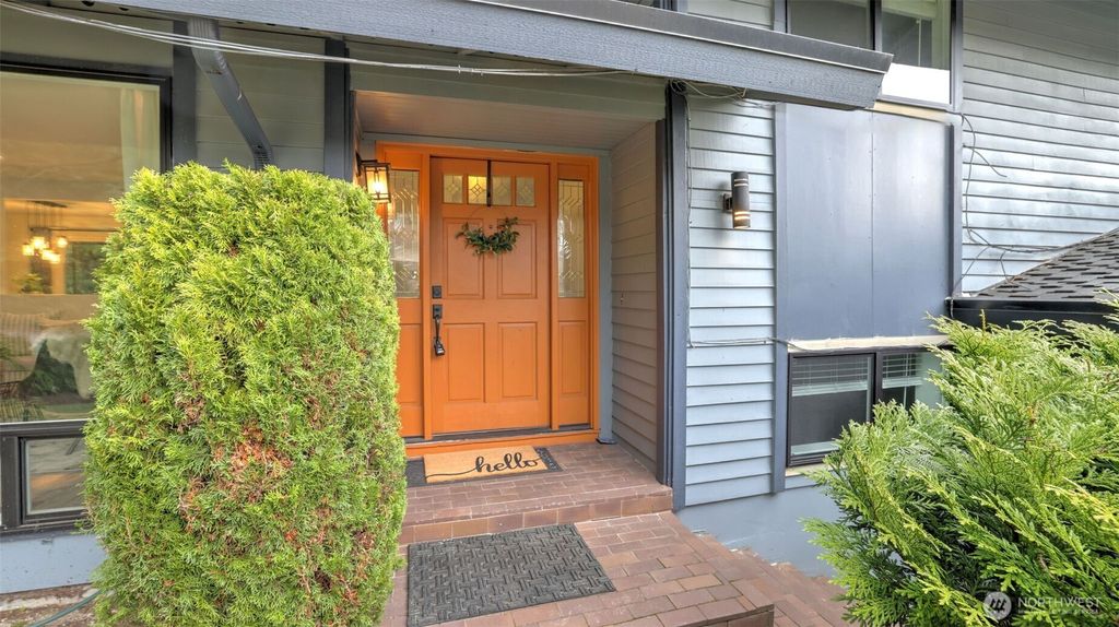 Photo of 15026 SE 171st Street, Renton, WA 98058 (MLS # 2342921)