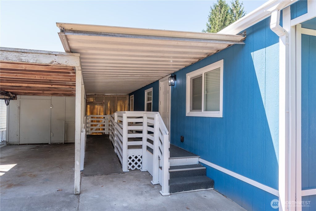 Photo of 5214 72nd Avenue E #20, Puyallup, WA 98371 (MLS # 2557701)