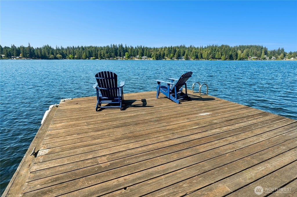 Photo of 14620 W Lake Goodwin Road, Stanwood, WA 98292 (MLS # 2585841)