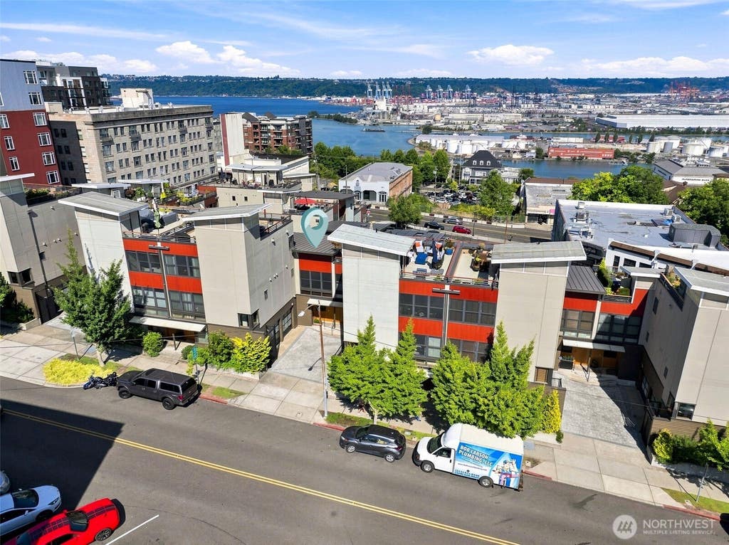 Photo of 611 Fawcett Avenue, Tacoma, WA 98402 (MLS # 2574316)