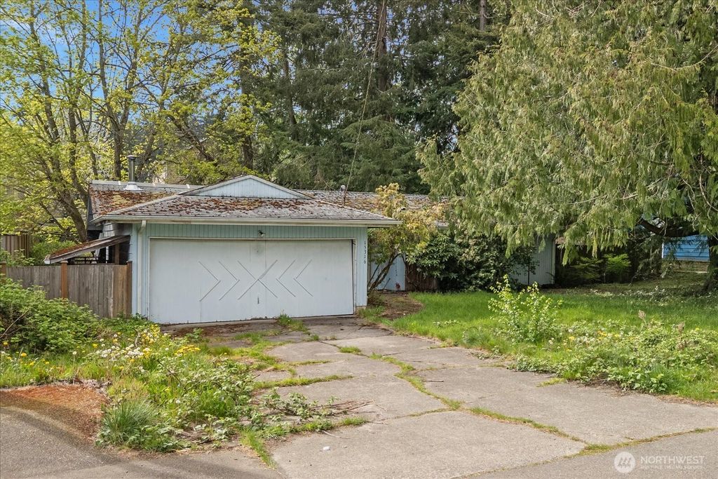 Photo of 15316 50th Place W, Edmonds, WA 98026 (MLS # 2512623)
