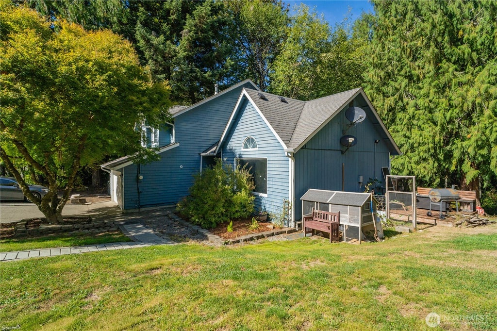 Photo of 7232 Piedra Drive SW, Olympia, WA 98512 (MLS # 2575755)