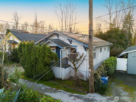 Photo of 8434 34th Avenue S, Seattle, WA 98118 (MLS # 2483778)