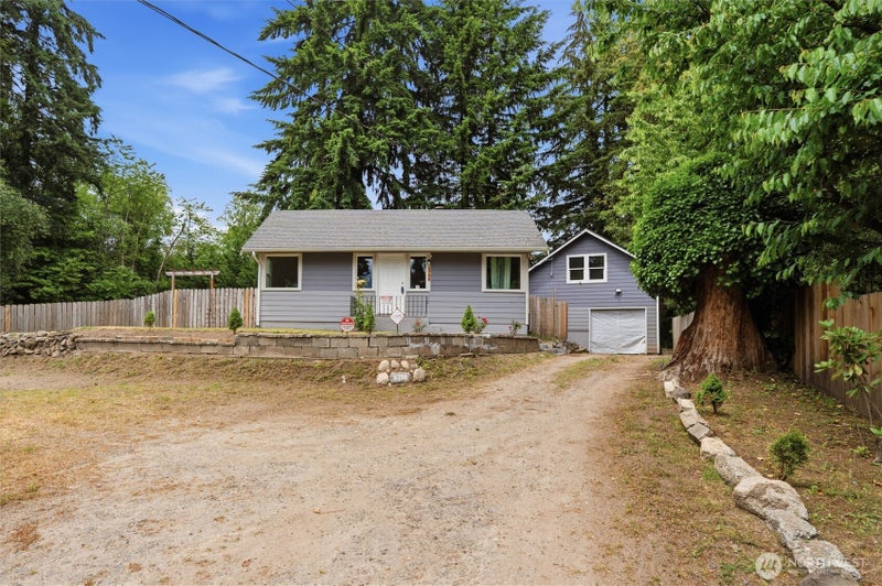 3706 W Arsenal
