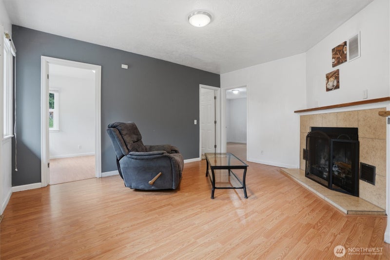 3706 W Arsenal