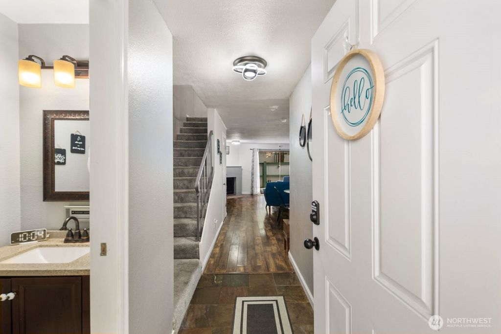 Photo of 31845 18th Avenue SW #34D, Federal Way, WA 98023 (MLS # 2499540)