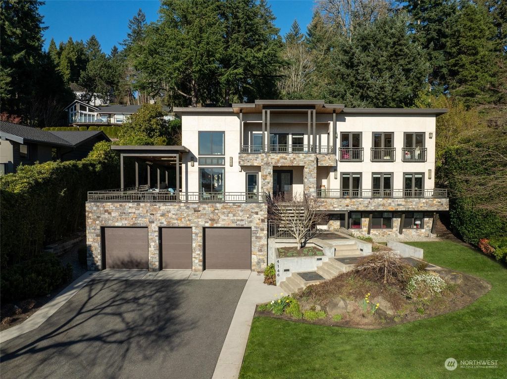 Photo of 4146 Boulevard Place, Mercer Island, WA 98040 (MLS # 2214333)