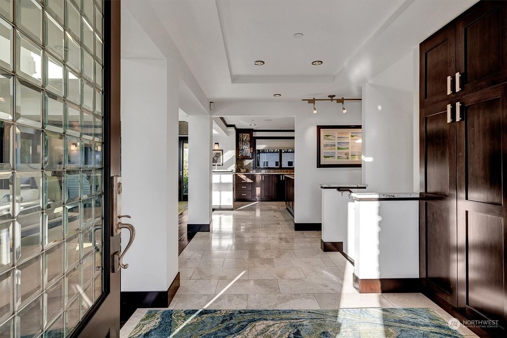 Photo of 4146 Boulevard Place, Mercer Island, WA 98040 (MLS # 2214333)