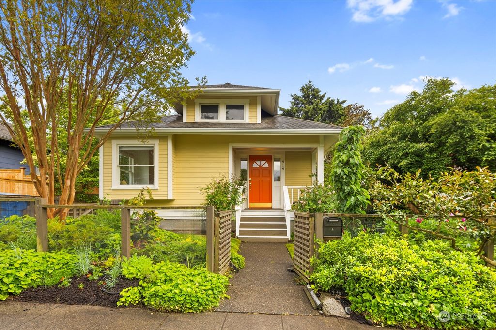 Photo of 919 NW 62nd Street, Seattle, WA 98107 (MLS # 2235643)