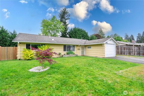 3918 NE 21st Street, Renton, WA 98056 - MLS#: 2374918