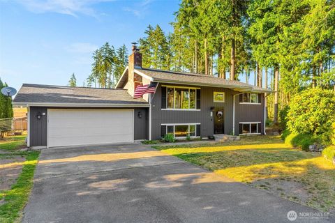 Photo of 420 Terrace Blvd BLVD, Shelton, WA 98584 (MLS # 2551265)