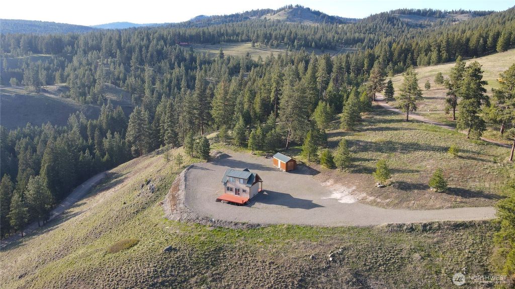 Photo of 24 Greer Road, Oroville, WA 98859 (MLS # 2515707)