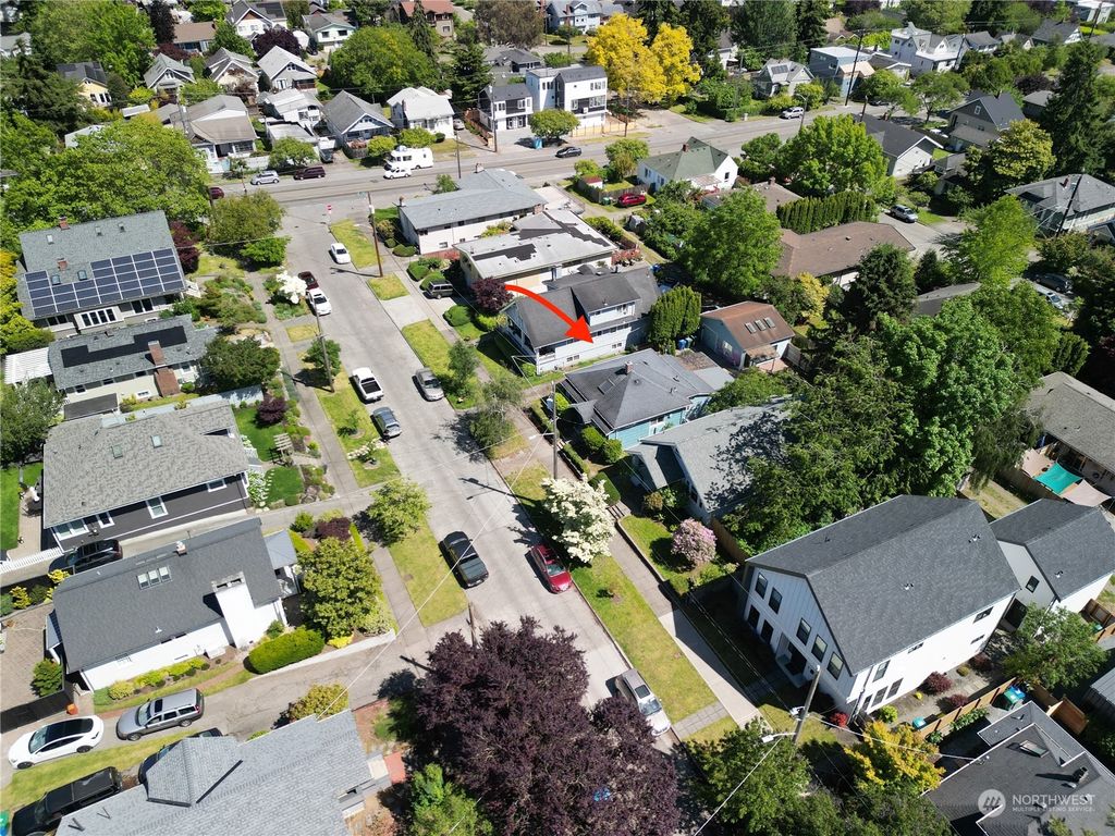 Photo of 823 NW 61st Street, Seattle, WA 98107 (MLS # 2247234)