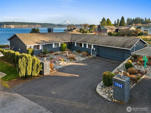 7065 Grandview Place Gig Harbor WA 98335