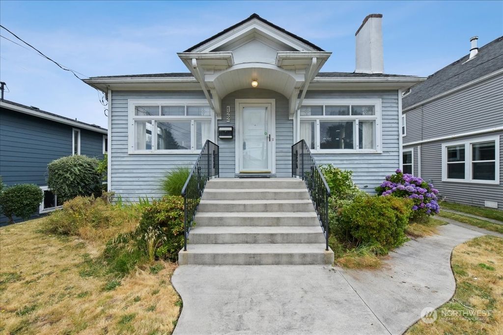 Photo of 122 N 76th Street, Seattle, WA 98103 (MLS # 2271285)