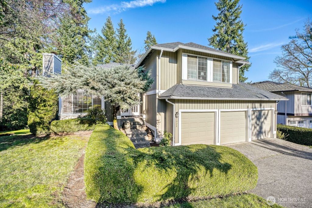 Photo of 7924 129th Place SE, Newcastle, WA 98056 (MLS # 2487508)